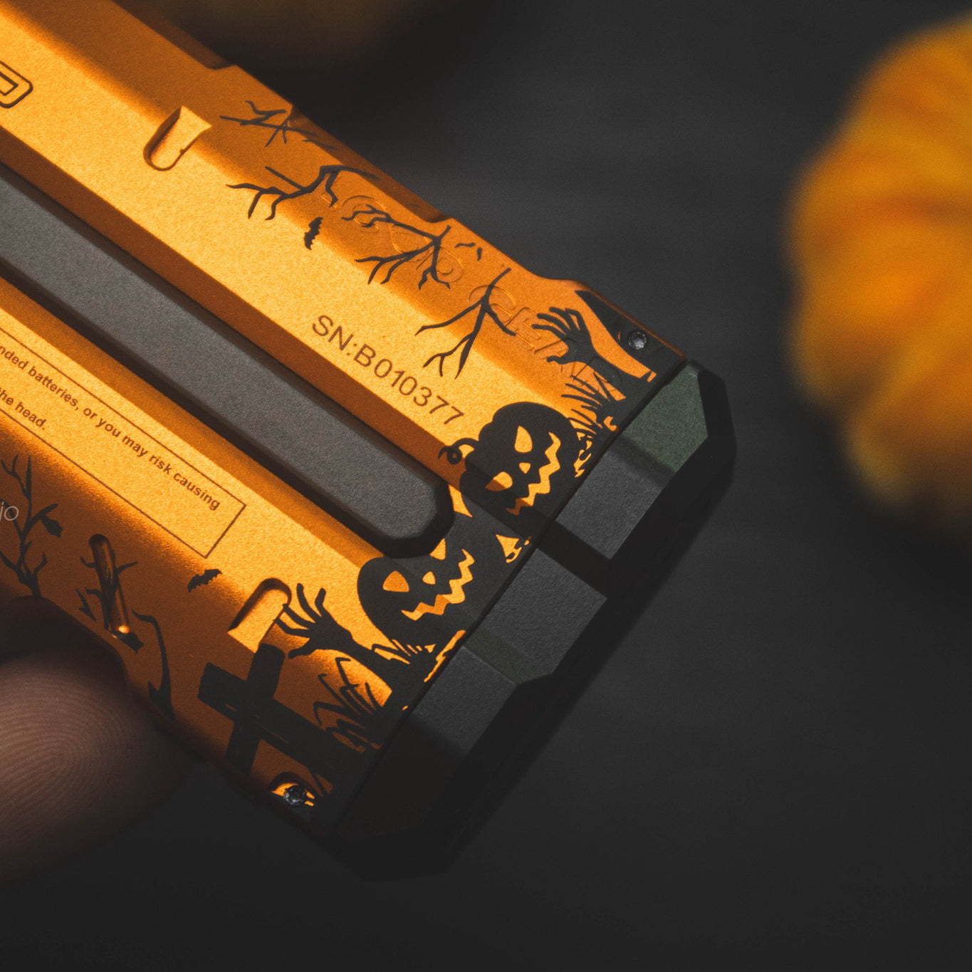 HALLOWEEN LOOP GEAR SK05 Pro Orange Flat LED Flashlight