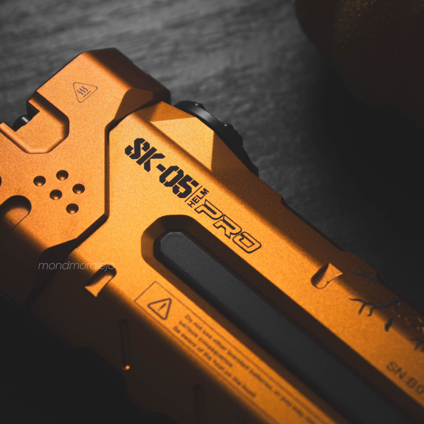 HALLOWEEN LOOP GEAR SK05 Pro Orange Flat LED Flashlight